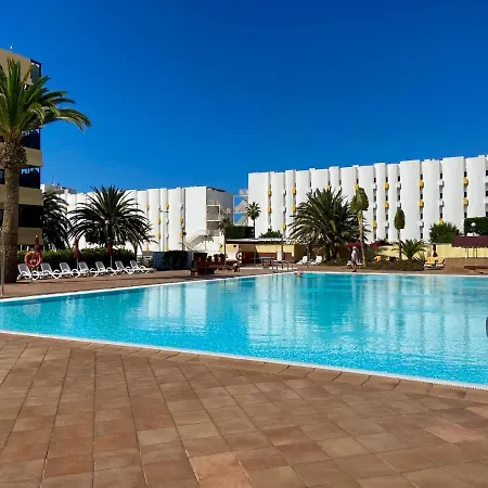 Excelsior I Sea View Apartment